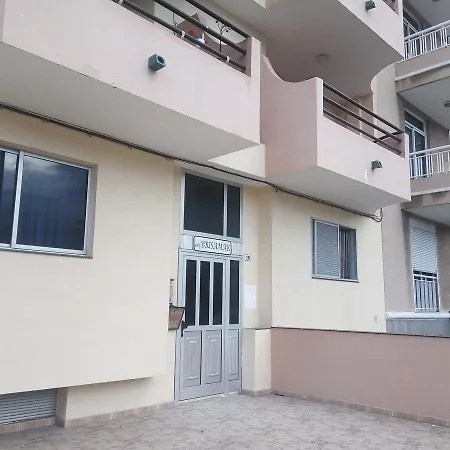 Apartment Hernan Cortes Beach